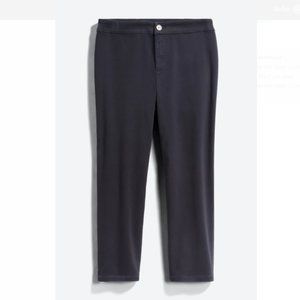 EUC Jase Slim Straight Capri Pant